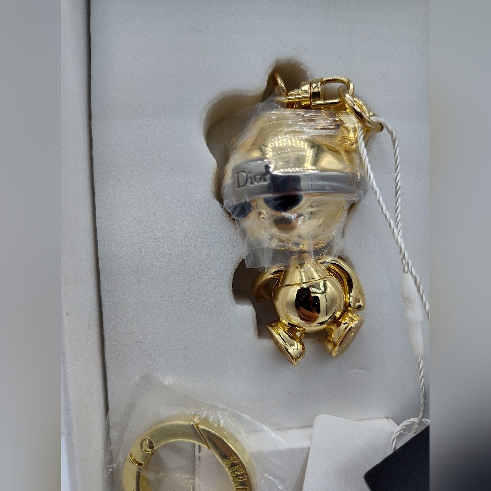 DIOR RARE Gold INLEX Robot Bear Keychain Asia-Exclusive Mid-Autumn Festival NWT - Picture 5 of 10